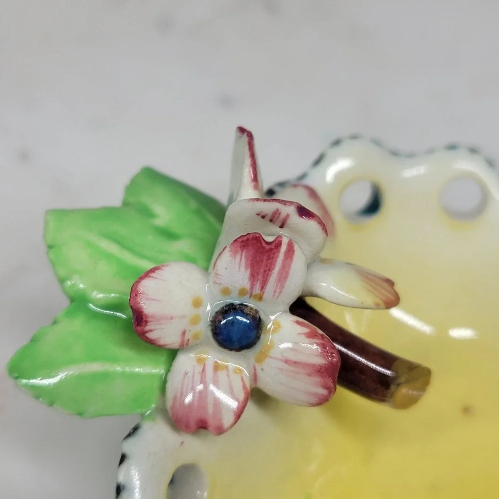 VTG Capodimonte Heart Trinket Dish Yellow Flower Lattice Trim Vanity Jewelry Box